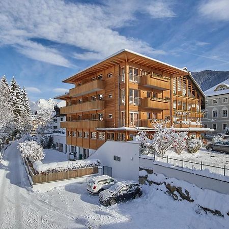 Hotel Broetz Rasun di Sotto Bagian luar foto