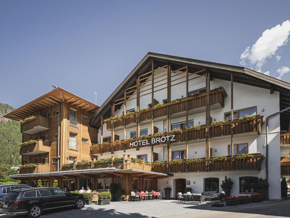 Hotel Broetz Rasun di Sotto Bagian luar foto