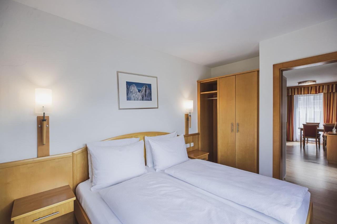 Hotel Broetz Rasun di Sotto Bagian luar foto