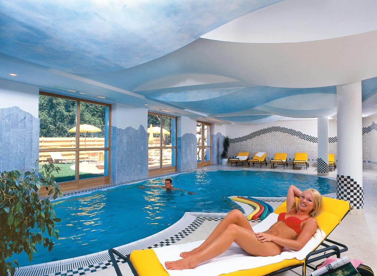 Hotel Broetz Rasun di Sotto Bagian luar foto