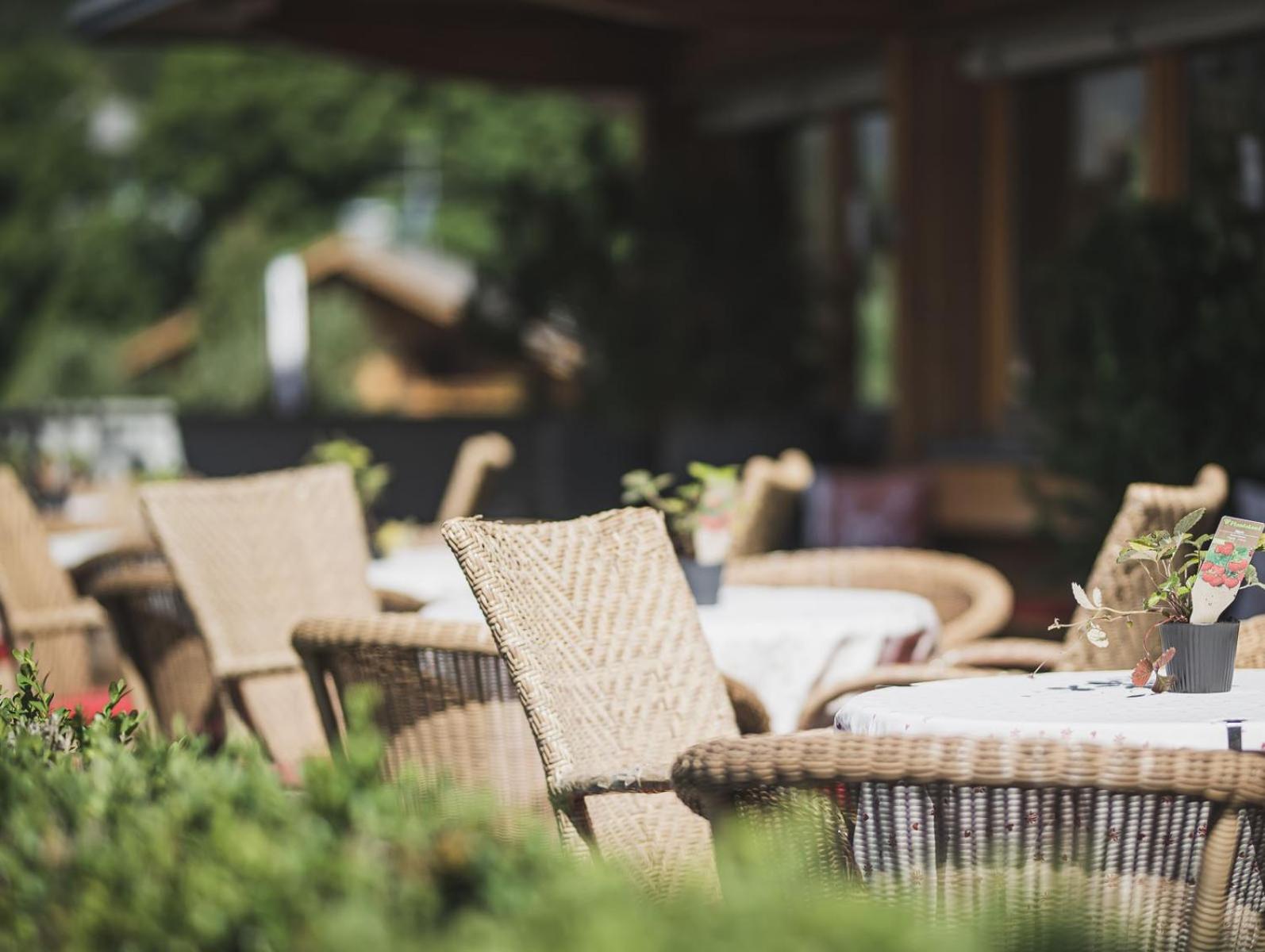 Hotel Broetz Rasun di Sotto Bagian luar foto