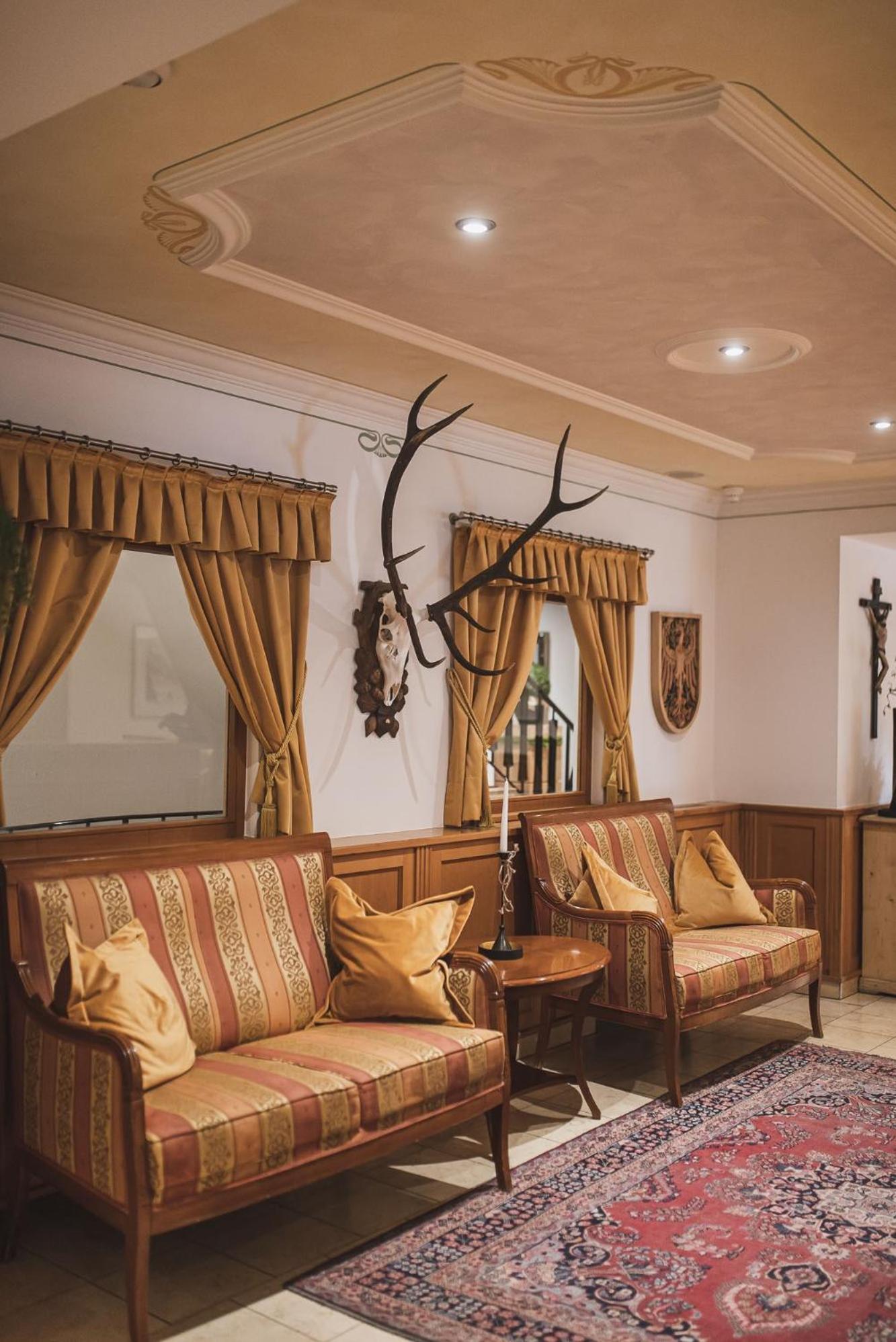 Hotel Broetz Rasun di Sotto Bagian luar foto