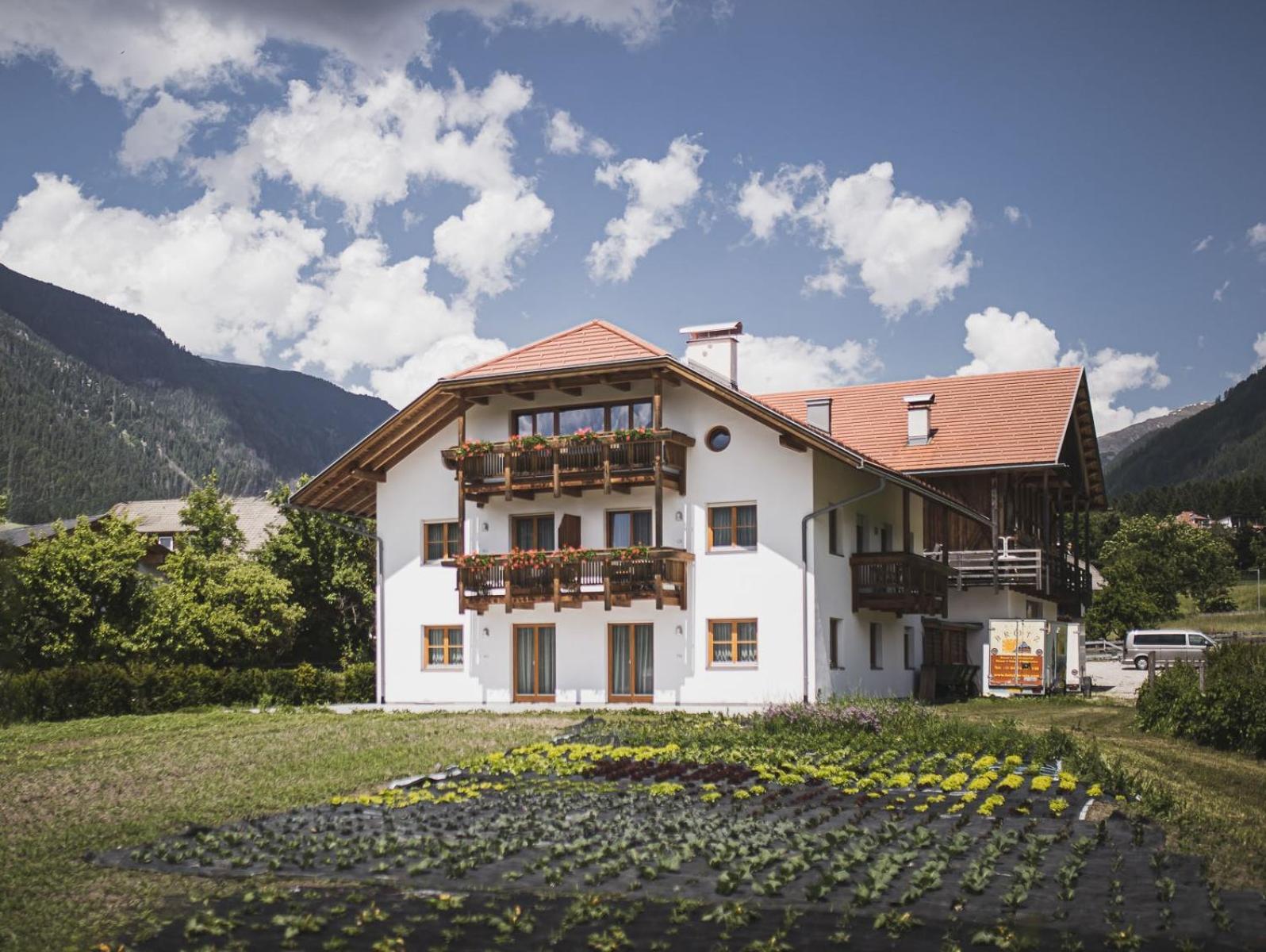 Hotel Broetz Rasun di Sotto Bagian luar foto